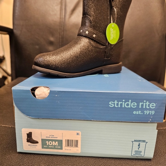 Stride Rite Lizz Boot - Picture 3 of 3